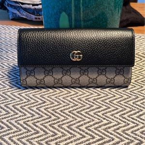 GG Marmont Chain Wallet